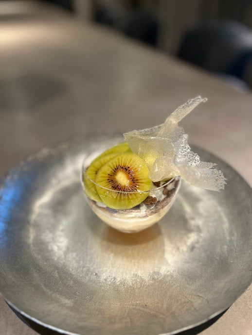 紅妃と紅玉のパフェ始まりました